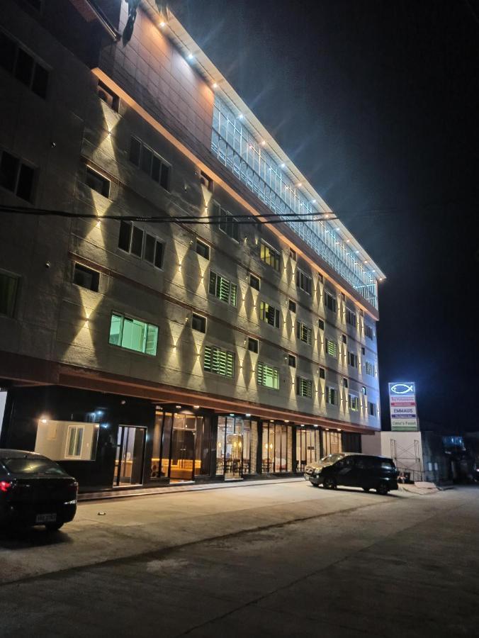 Emmaus Condotel อังเฮเลส ภายนอก รูปภาพ