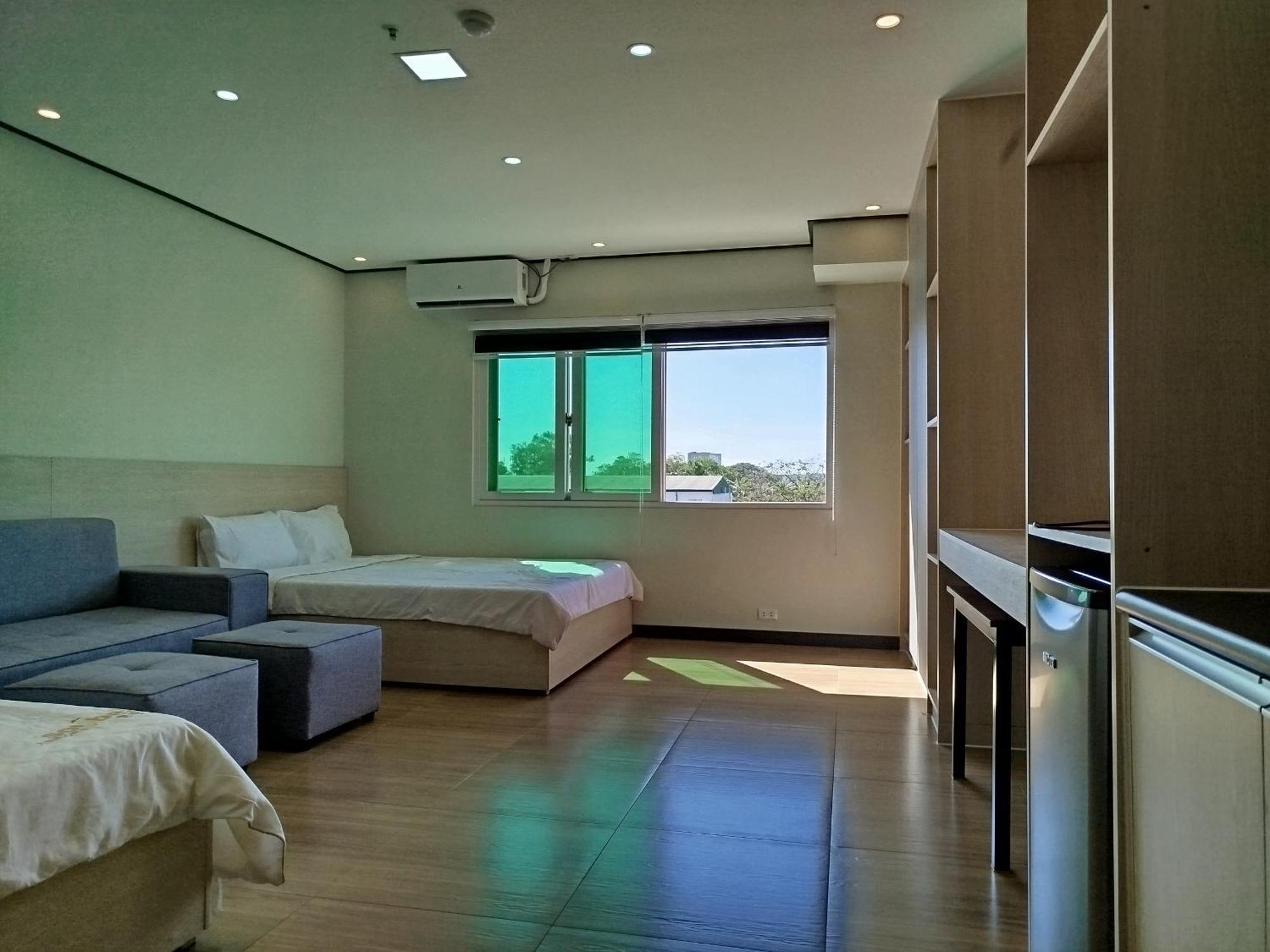 Emmaus Condotel อังเฮเลส ภายนอก รูปภาพ