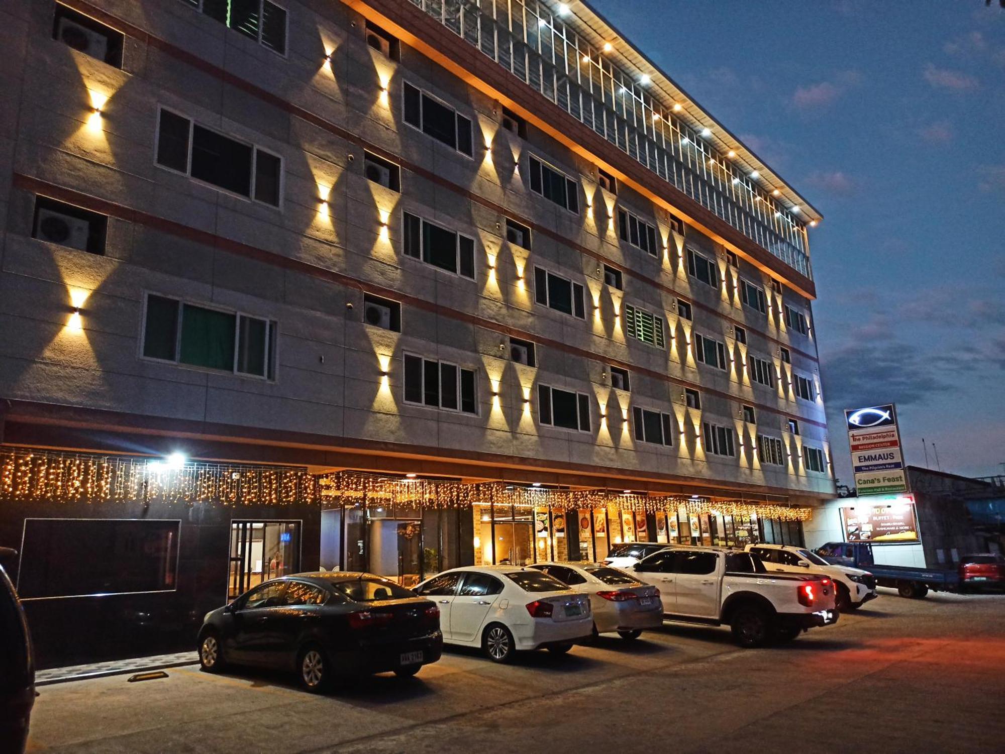 Emmaus Condotel อังเฮเลส ภายนอก รูปภาพ